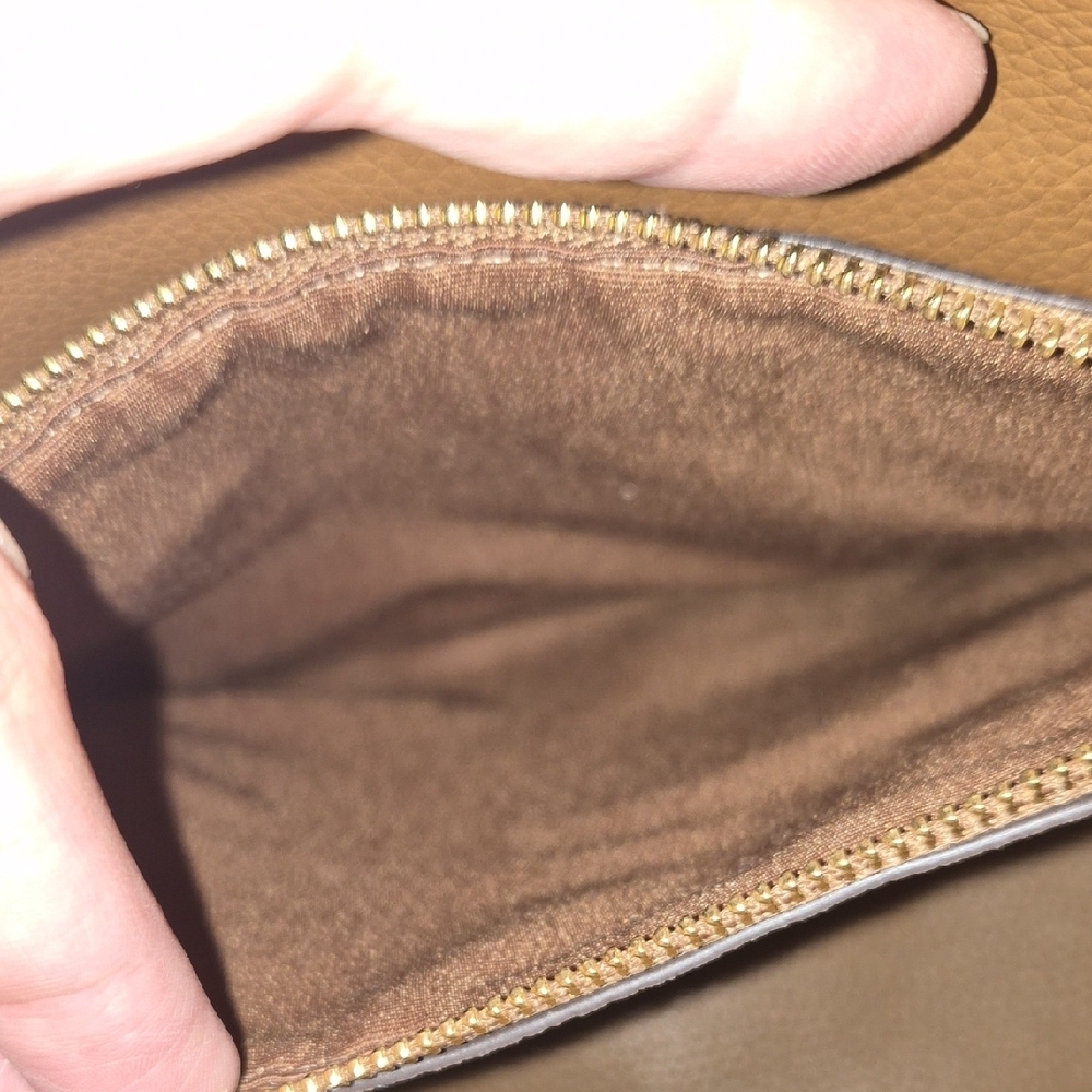 COACH Hadley Convertible Crossbody Bag - Picture 7 of 10